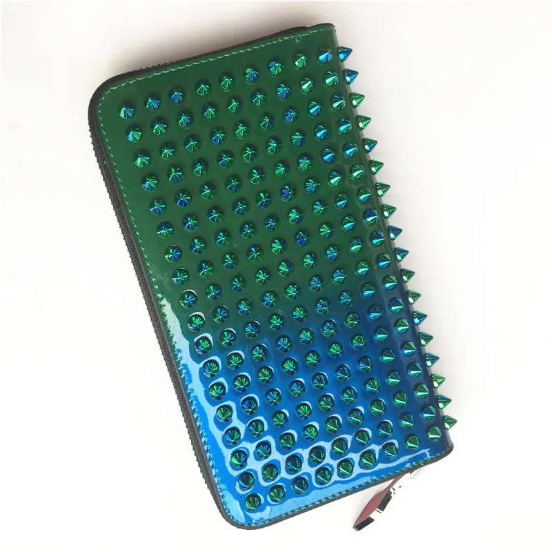 

2020 hot sale specials new, leather men and women models, mini wallet rivets long ladies handbag, zipper ladies fashion classic