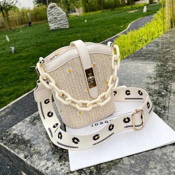 

Ladies Summer Bag New Straw Woven Small Bag Female Lace Bag Women's Fashion Chain Single Shoulder Bag Crossbody Bags For Women
