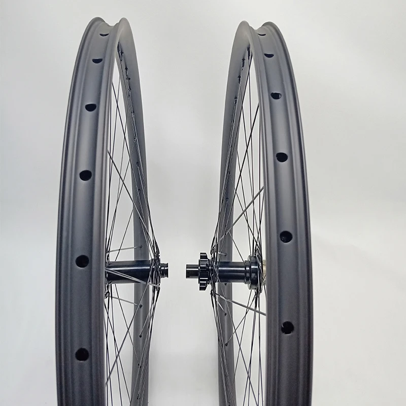 Flash Deal 29er carbon mtb disc wheels 30x28mm tubeless mtb wheel powerway M82 boost 110x15 148x12 bicycle disc wheels pillar 1423 spokes 3 Flash Deal 29er carbon mtb disc wheels 30x28mm tubeless mtb wheel powerway M82 boost 110x15 148x12 bicycle disc wheels pillar 1423 spokes 3