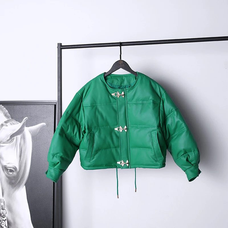 Рисунок 3 - Женский теплый пуховик из шкуры ягненка