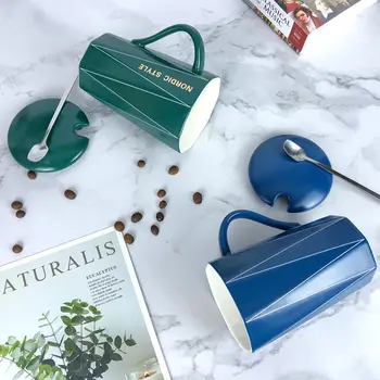 

Mug with Lid Spoon Simple Ceramic Cup Male and Female Students Korean Version of The Couple Home Breakfast Milk Cup Christmas