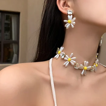 

MENGJIQIAO Korean Fashion Yellow Pearl Flower Choker Necklace For Women Girls Elegant Metal Crystal Pendants Party Jewelry Gifts