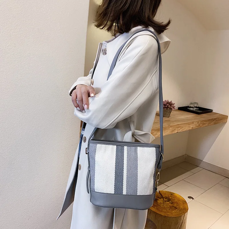 

Textured Canvas Bucket Bag Women's New Style 2019 Shoulder Bag Versitile Fashion Ocean Elegant Korean-style Shoulder Bag