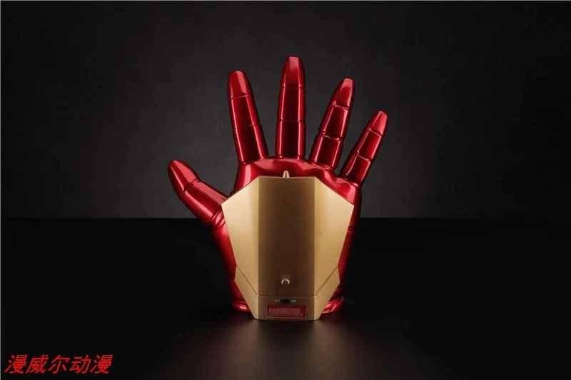 

Wearable Iron Man Toy Decoration Gloves Sound And Light Version of Real Person Multi-functional Cool 1: 1 Garage Kit Mode Model