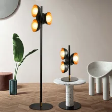 Современный светильник в Северной Европе, роскошный стиль, сетчатый красный Торшер для гостиной, Вертикальный Торшер, настольная лампа для спальни