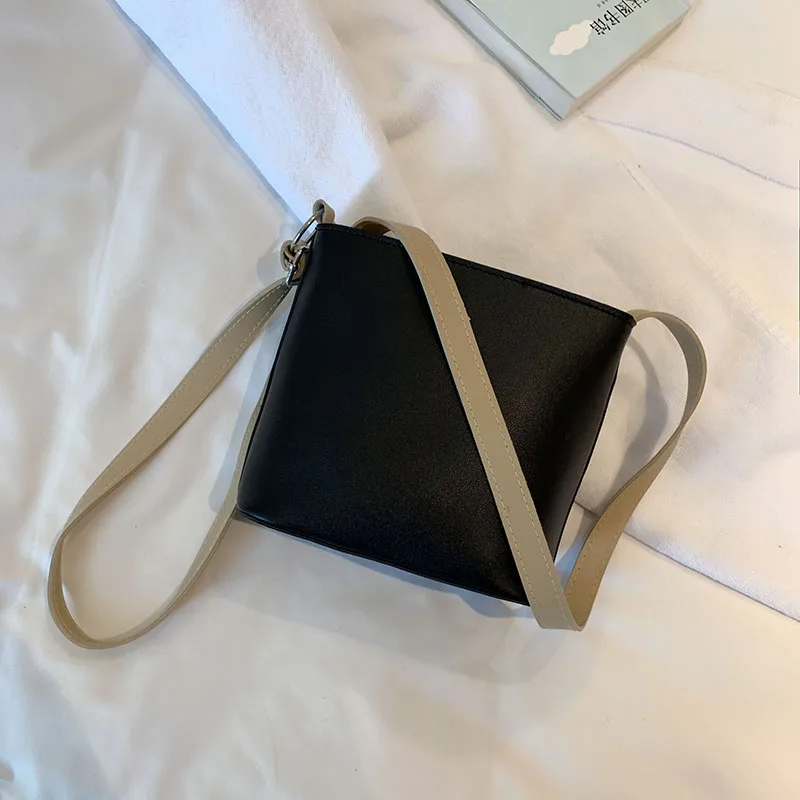 

Mori diagonal diagonal small bag female 2020 hit color Hong Kong style small square bag Korean simple shoulder bag tide