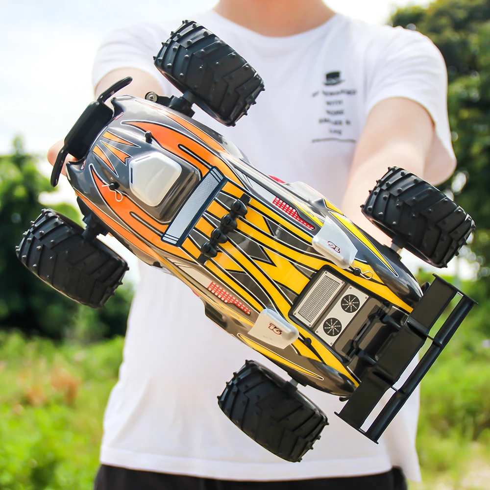 

2019 New Remote Control Cars toys 1:16 2WD RC Racing Car 25km/H / 2.4GHz Full Proportional Control Brake Kids Gifts
