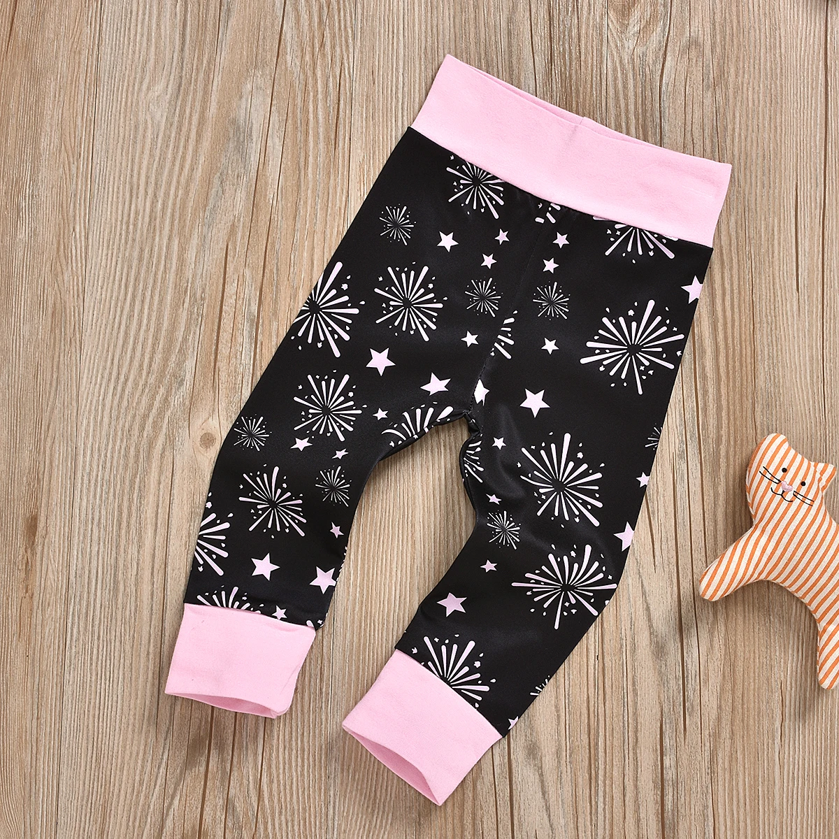 Модный комплект одежды для новорожденных девочек и мальчиков 0-18 месяцев, хлопковый комбинезон с принтом «My 1ST new year», топы и штаны с цветочным принтом, одежда для малышей