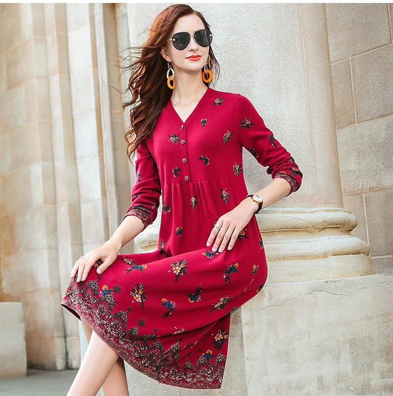 ZUOMAN New red wool knitting dress female autumn/winter 2024 v is gotten loose long hair dress knee-length dress