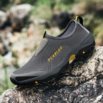 

2020 Summer Casual Shoes Light Weight Air Mesh Breathable Slip On Climing Hiking Shoes Outdoor Waterproof Shoes Adult Male Shoes