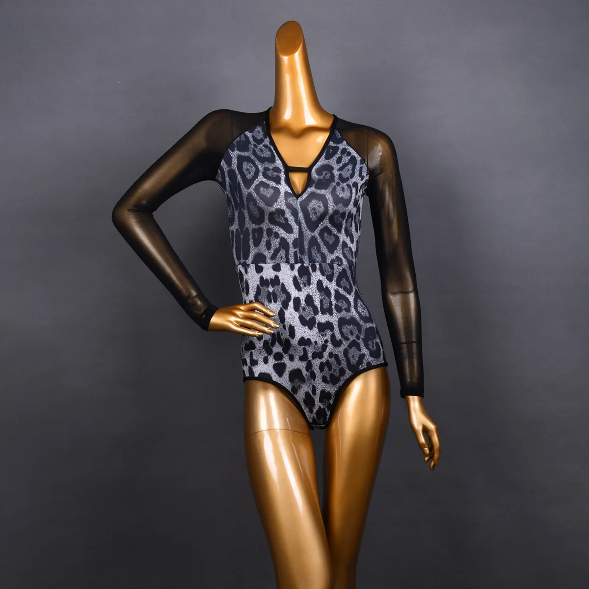 Adult Women Latin Dance Tops Long Sleeved T-shirt Stage Competition Dancewear Ladies Ballroom Dancing Practice Costume