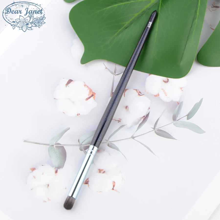 1 piece 038 Small Smudge Makeup Brushes Eyeshadow Eye Blending Synthetic hair Wood handle Professional Make up tools