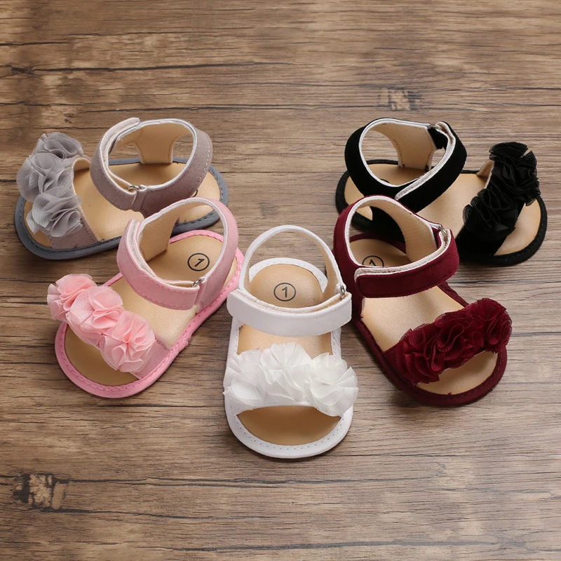 Летние сандалии для новорожденных и маленьких девочек; противоскользящие детские сандалии с мягкой подошвой; Модные дышащие сандалии из ткани с цветочным узором
