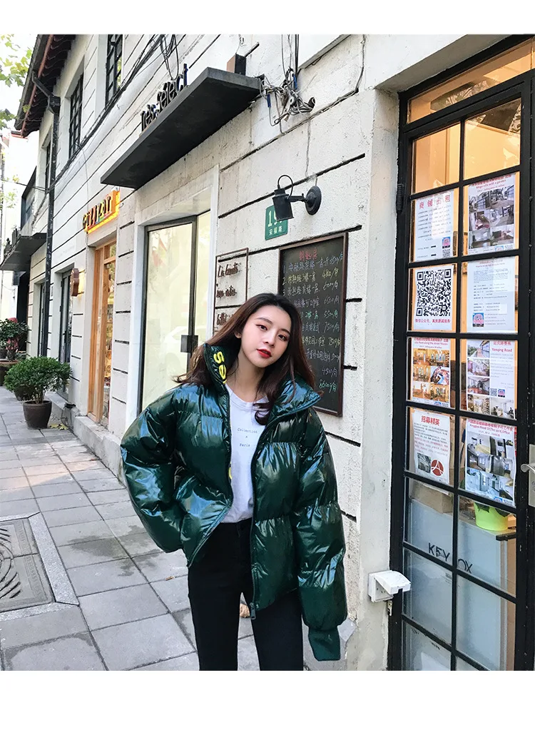 Korean-style Printed Letter Fashion-Versatile Coat Photo Shoot Short Bright Surface down Jacket Women's Winter New Style Co
