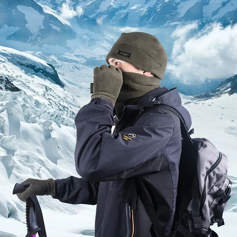 

Hengyu New Style Outdoor Sports Clothing Manufacturers Direct Selling Mountain Climbing Thermal Suit Protective Gloves Scarf Thr