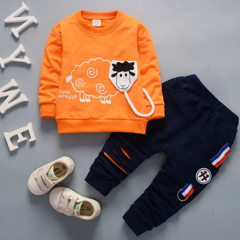 Новинка года, комплект для маленьких мальчиков и девочек весенне-осенние модели, свитер с рисунком для малышей и детей постарше штаны Wei два комплекта