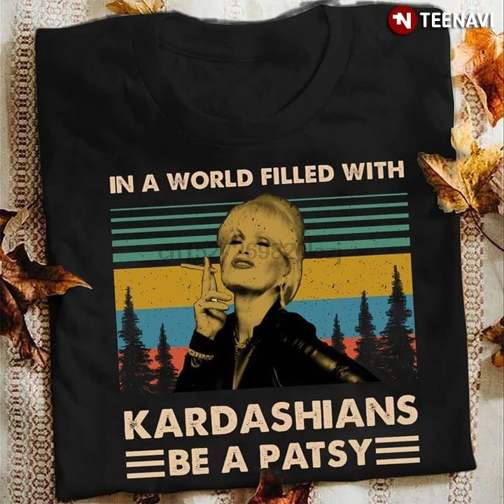 Винтажная Футболка Patsy Stone In A World заполненная кардашьянами |