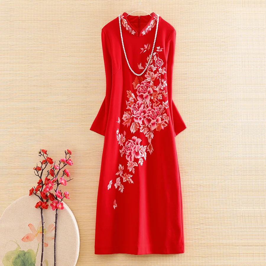 Chinese Style Women Qipao Dress Autumn Royal Embroidery Peony Vingtage Elegant Lady Luxurious Plus Size Cheongsam Dress M-4XL