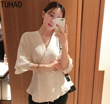

TUHAO Office Lady Shirt Blouse Tops 2020 Spring and Summer Minimalist Cross Shirt Back Loose V-Neck Casual Clothing LZ74