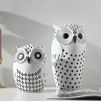 

Nordic Owl Figurines Room Decor Miniature Model Desktop Display Resin Artware Ornaments Kids Toys Modern Home Decoration Gift