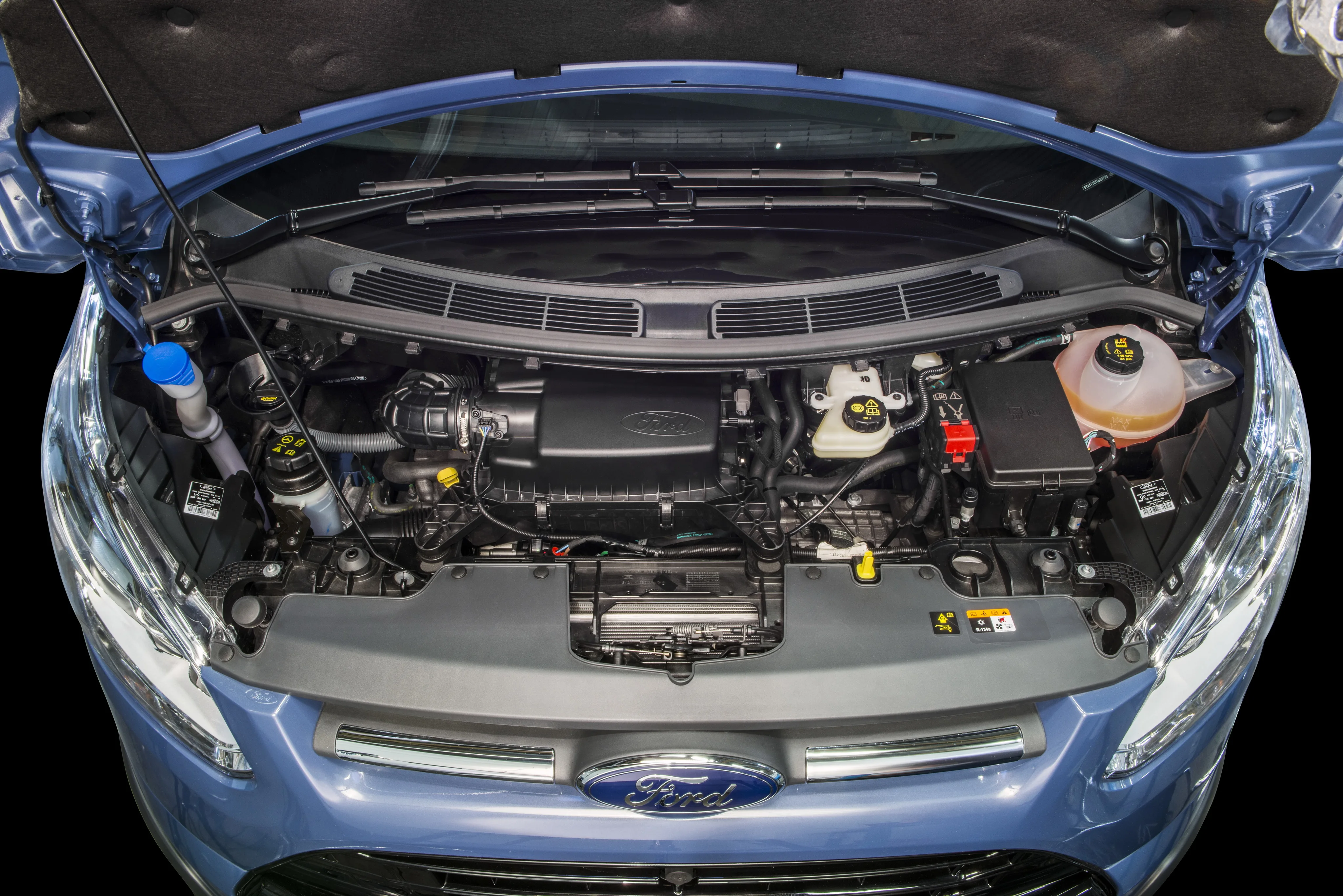 Моторный отсек форд транзит 2. Форд транзит 2. Форд транзит 2 2 дизель под капотом. Форд транзит 2 2 дизель под капотом. Форд транзит 2005 под капотом.