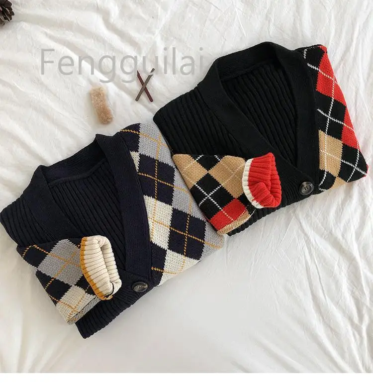 FENGGUILAI INS Hot Women Knitted Cardigans Stylish 3 Colors Spring Winter Autumn V Neck Color Patchwork Plaid Sweater FENGGUILAI INS Hot Women Knitted Cardigans Stylish 3 Colors Spring Winter Autumn V Neck Color Patchwork Plaid Sweater