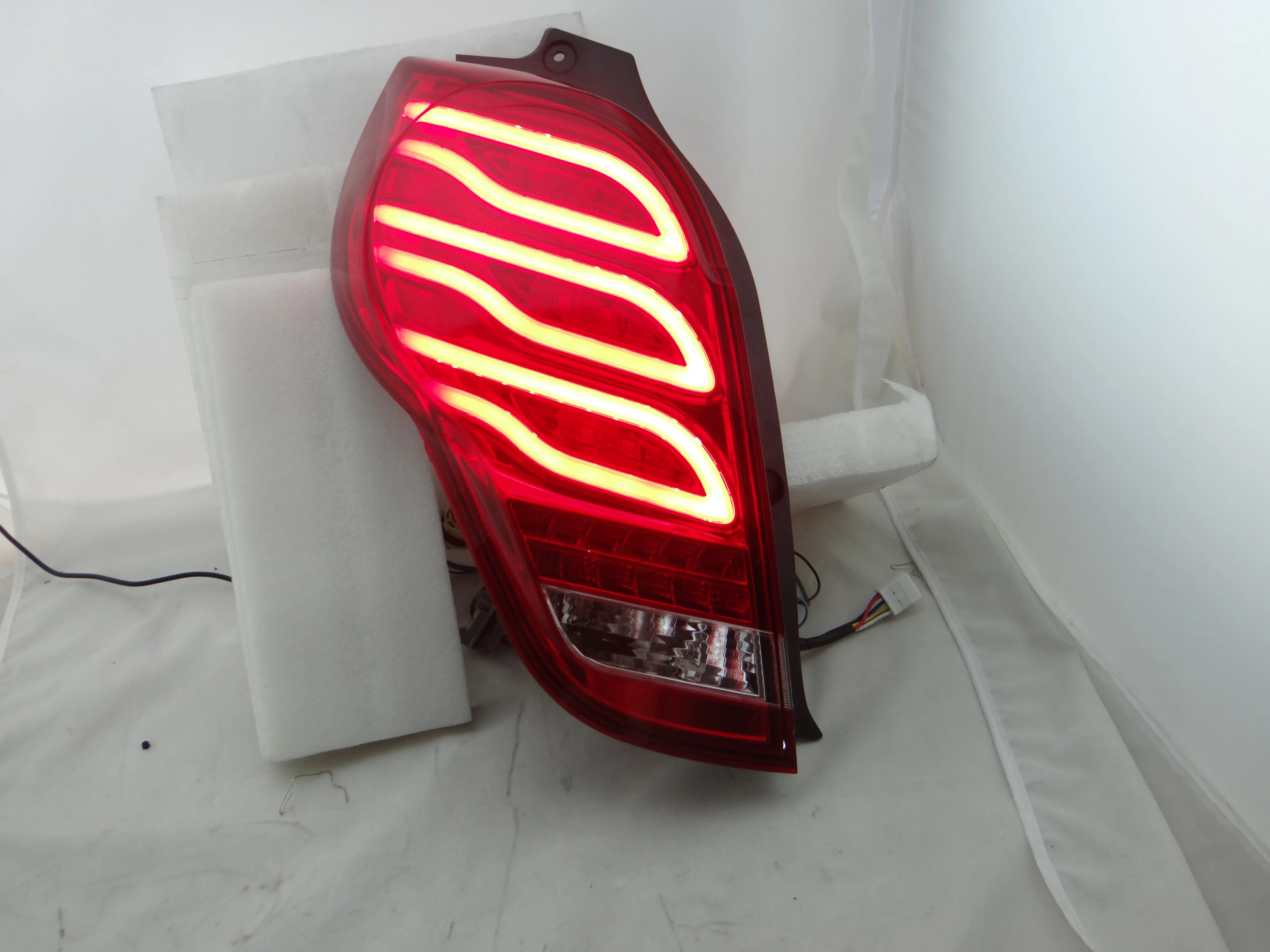 Светодиодный задний фонарь Chevrolet Spark/Beat 2011 2014|Фара для авто в сборе| |