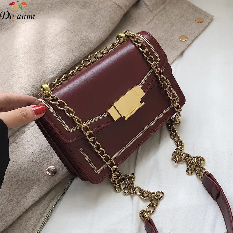 

DORANMI Thread Flap Shoulder Bag For Women 2019 Leather Metal Lock Flap Crossbody Bag Female Square Messenger Bolso Mujer DJB968