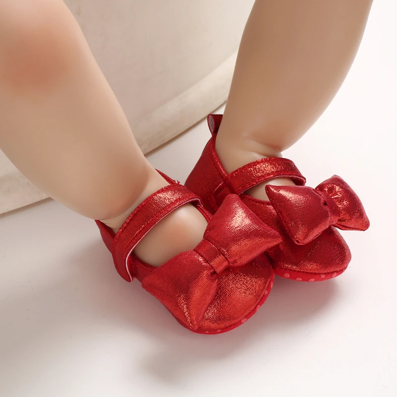 Новинка; мягкая детская обувь принцессы для маленьких девочек; Кожаные Мокасины; нескользящие ползунки