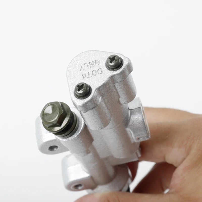 New Motorcycle Rear Brake Master Cylinder For Honda CRF450R 2002-2010 1011 2012 2013 2014 2015 CRF 450R