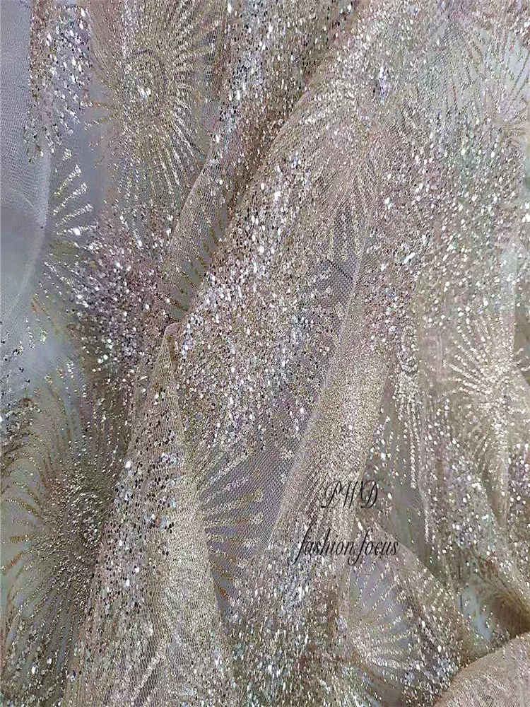 Tanie 1 stocznia szwajcarski materiał koronki na gorąco klejona brokatowa afrykańska tkanina na wieczorową sukienkę sucha tkanina koronkowa z siateczki cekinowy materiał