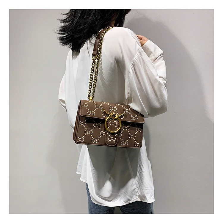 2019 New Design Deer Suede Leather Handbag Small flap Crossbody Bags for Women Quilted Embroidery Chain Shoulder Purse Black Red (4)