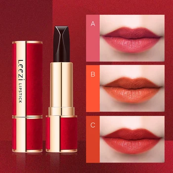 

Red velvet three color lipstick a 3 color matte fog face black lip red paste is not decolorizing makeup