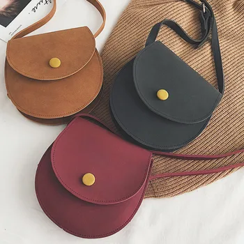 

New Bags Korean Shoulder Bag Retro Semicircular Flip Crossbody Bag Girls Women Messenger Bags Hasp Small Square Wild Handbags