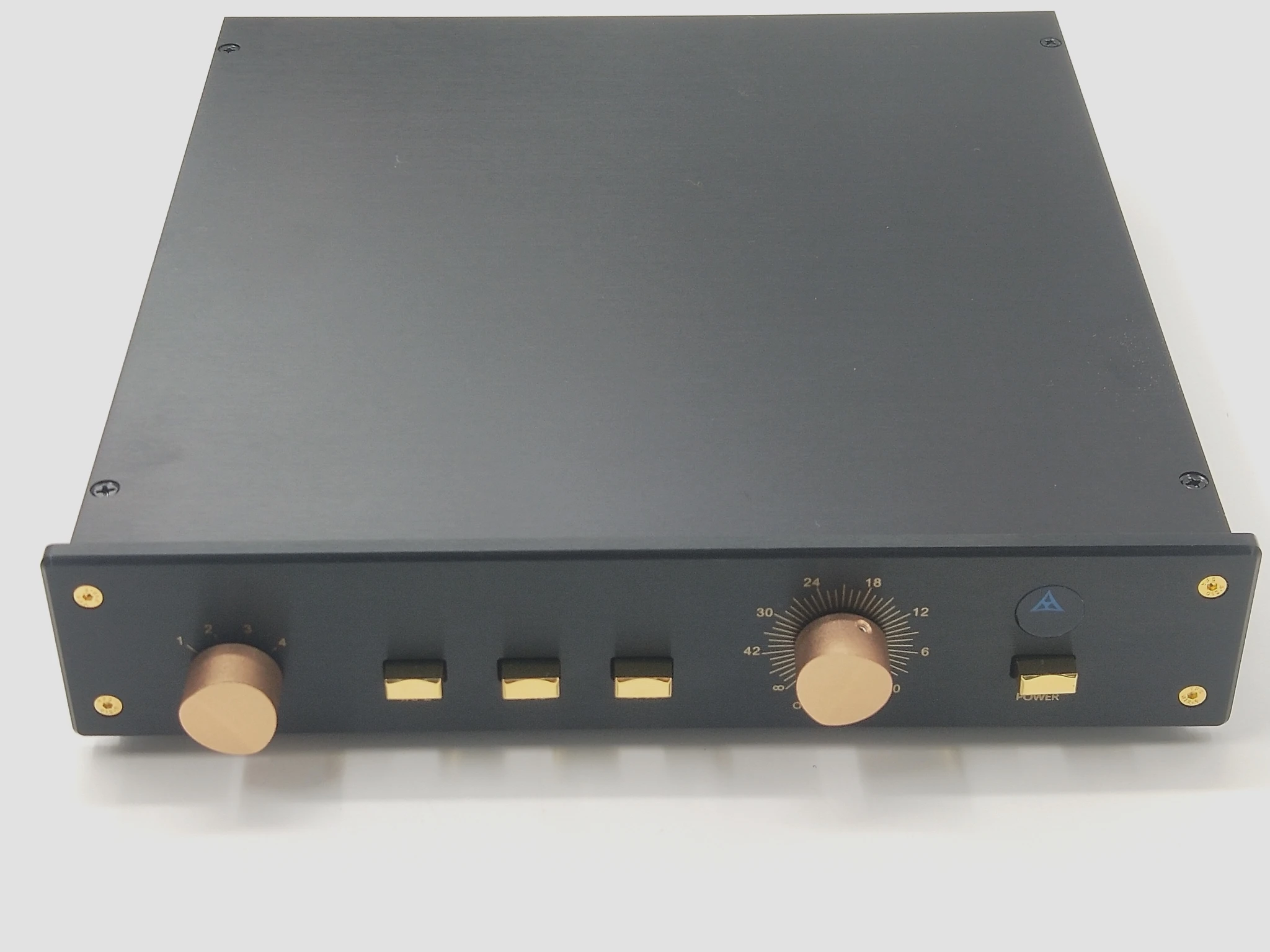 

The Latest preamp FM155 Classic FM155 pre-amplifier copy version produced by old man Audiophile