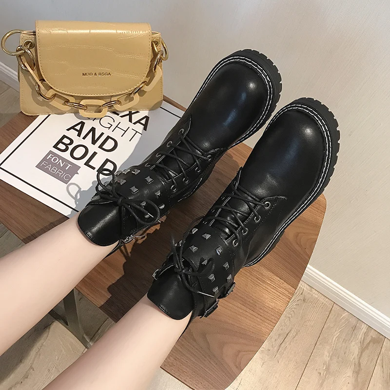 Черные Ботинки martin с перекрестной шнуровкой bottes femme женские мотоциклетные ботинки на толстом каблуке до середины икры, 2 стиля, металлические сапоги