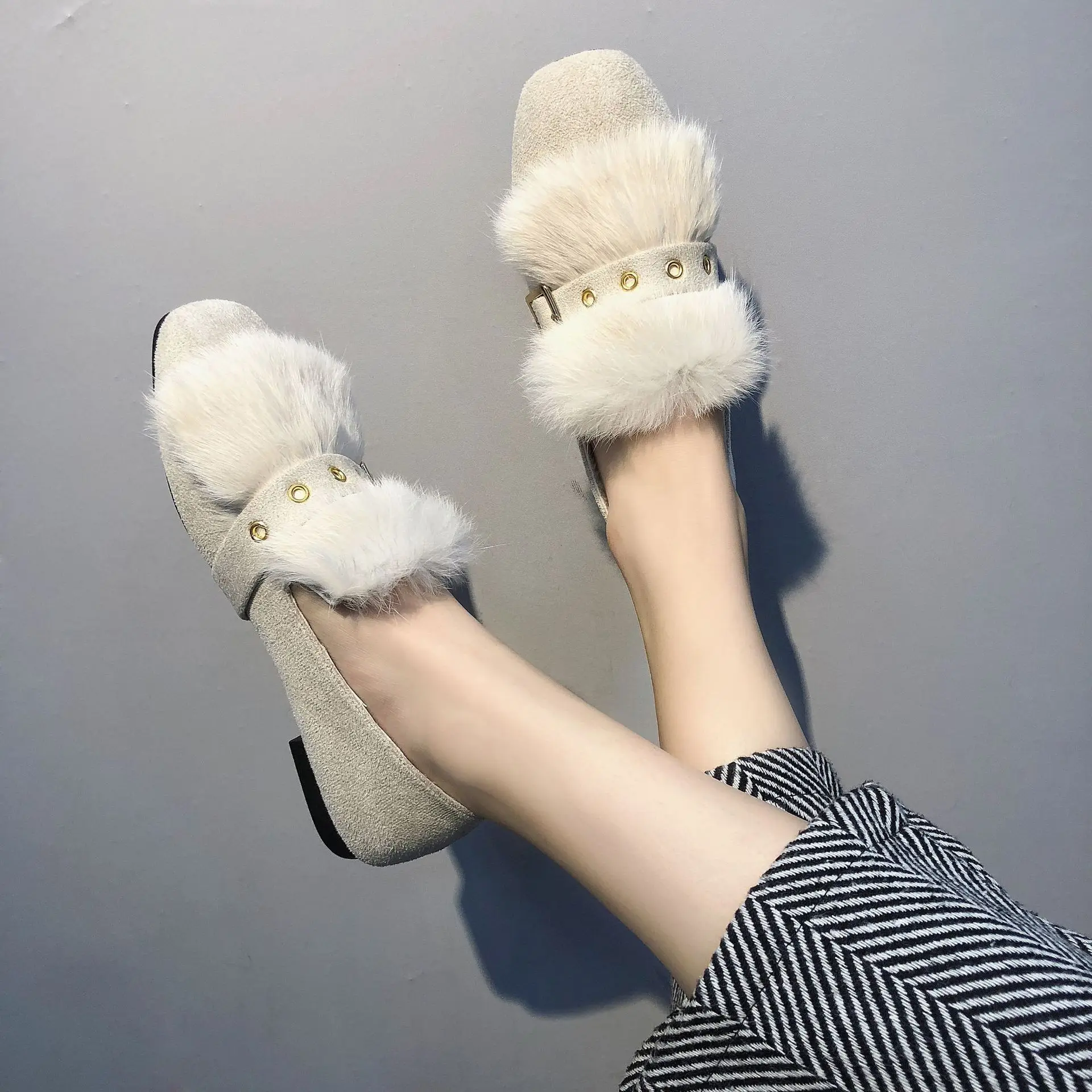 

Slip-on Versatile Network Red Bean Beans Single Shoes 2019 New Style Autumn Flat Late Late Fluffy Shoes Women's Winter Outer Wea