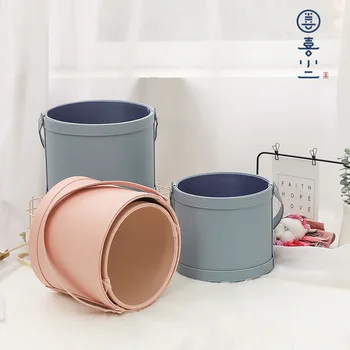 

New Creative hand type Leather Flower Boxes Bouquet Florist Gift Packing Box Valentine's Day Rose Boxes Wedding Party Decora