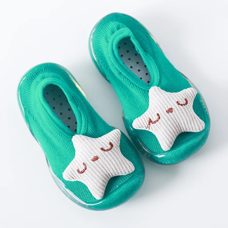 Носки для маленьких девочек Нескользящие носки-тапочки детская обувь с мягкой резиновой подошвой с изображением куклы из мультфильма носки для маленьких мальчиков - Цвет: GreenStar