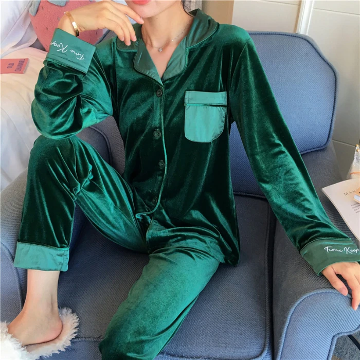 

2019 Winter Women Pajamas New Velvet Pajama Set Women Long Sleeve Lapel Cardigan Type Pyjamas Set Homewear