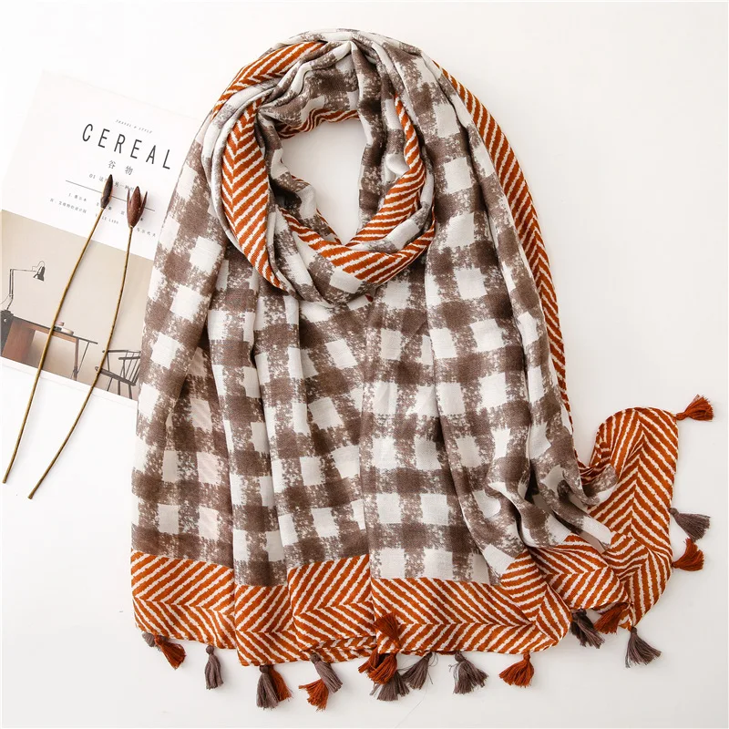 2023 Autumn Fashion Crossed Plaid Zebra Tassel Viscose Scarf Lady Blanket Shawls and Wraps Pashmina Stole Bufandas Muslim Hijab