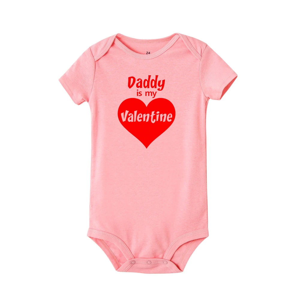 Daddy Is My Valentine/Боди для новорожденных девочек на День святого Валентина, повседневный короткий рукав, Валентина сердце любви, костюм для подвижных игр на возраст от 0 до 24 месяцев