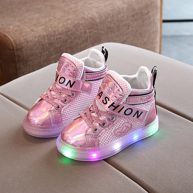 Новая светящаяся обувь, детская прогулочная обувь с подсветкой, Детский Светильник, обувь для мальчиков и девочек, спортивная обувь
