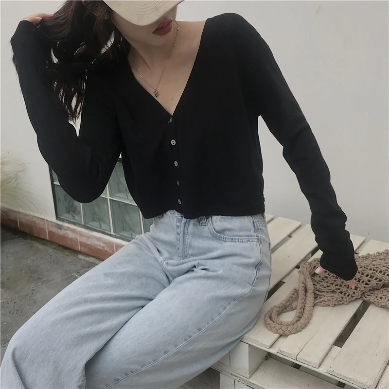 Women's Knit Cardigan Sweater Fashion Chic Short Knit Cardigan New Short Thin V-neck F Long Sleeve Outer tops Female Tops GD048