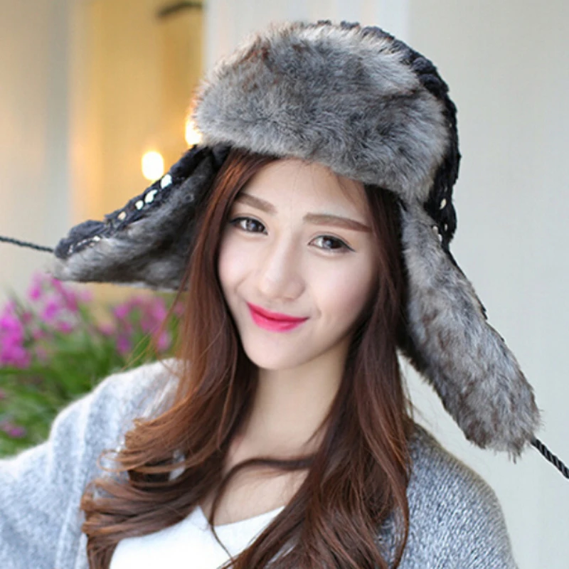 

MZT404 High Quality Women Sequin Russian Hat Ladies Thick Warm Winter Fur Bomber Hat Female Snow Ski Trapper Earflap Russian Cap
