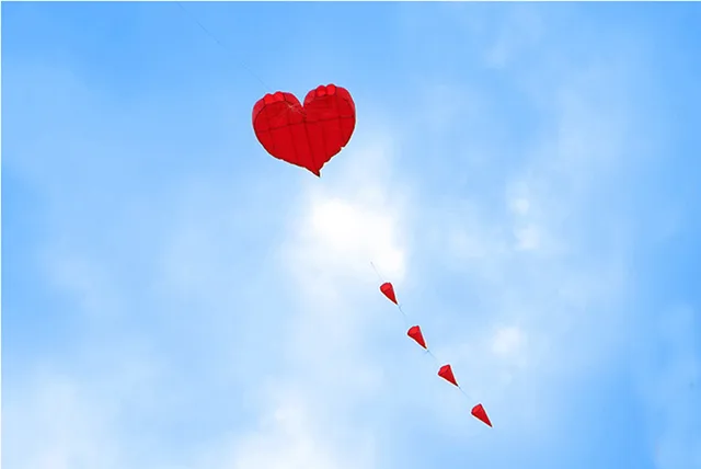 free shipping 5m love heart soft kite fly nylon fabric kite weifang big kite wheel walk in sky outdoor toys for adults ikite new 3