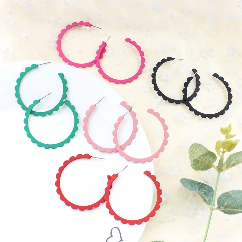 

Sweet Personality Wave Big Round Earrings Rainbow Color Painted Large C-shaped European and American Trend Fashion Party Jewelry