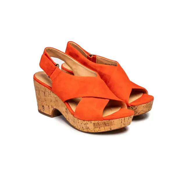 clarks 15 off