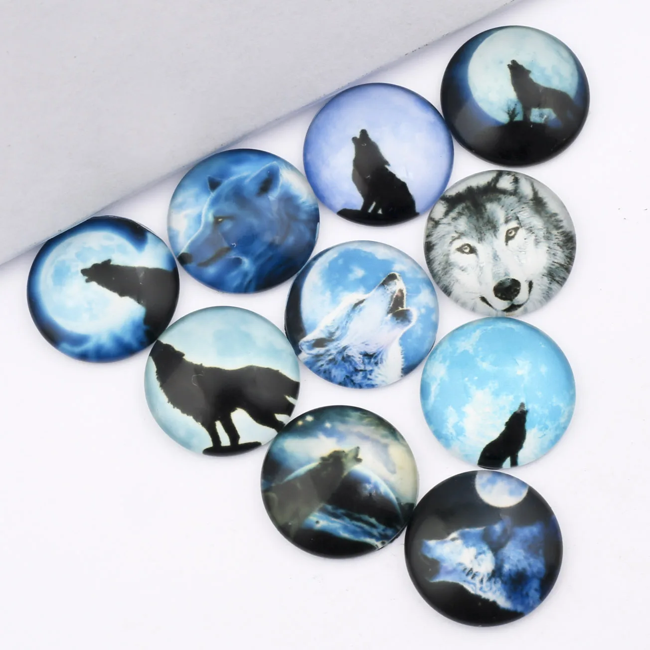 

20Pcs Mix Wolf Howling Wolves Image Round Flat Back Dome Glass Cabochon 20mm Handmade For Diy Jewelry Findings Necklace Making