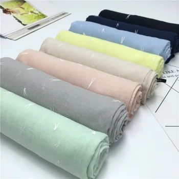 

2020 Tassels blanket scarf Autumn and winter lady Seaside Pure color Print silk Scarf Travel Women Cotton and linen beach Shawl